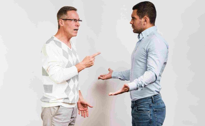 كيف نفهم لغة الجسد والتواصل غير اللفظي؟