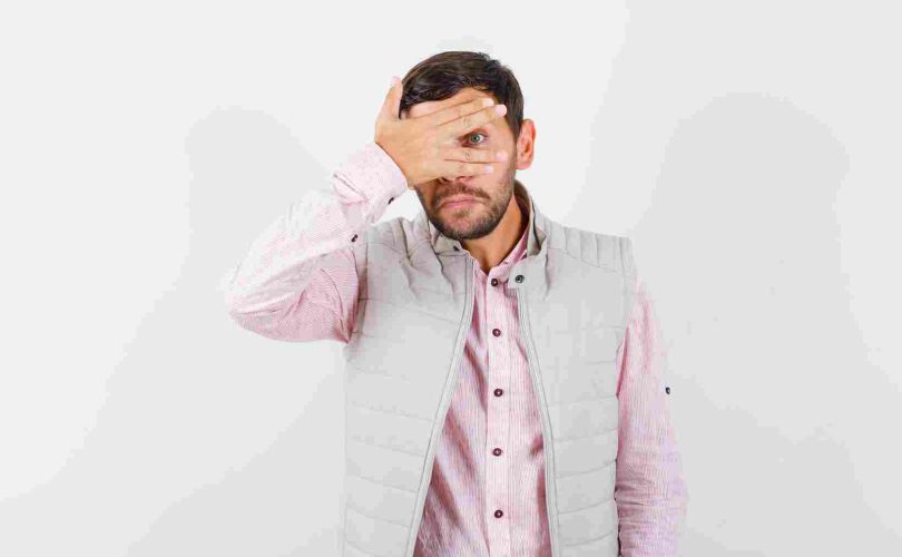 كيف أتخلص من الخجل في 3 خطوات