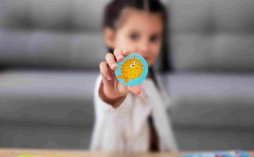 تربية الأطفال ذوي الذكاء العاطفي: نصائح للآباء