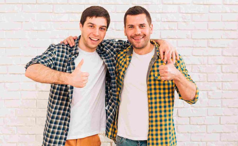 الذكاء العاطفي في العلاقات بين الأصدقاء: أفضل طرق النجاح