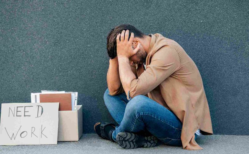 كيف تتخلص من اكتئاب البطالة؟