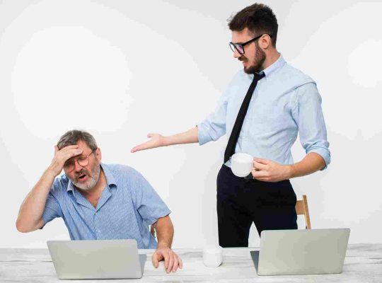 إليك 5 استراتيجيات تساعد في حل النزاعات في العمل