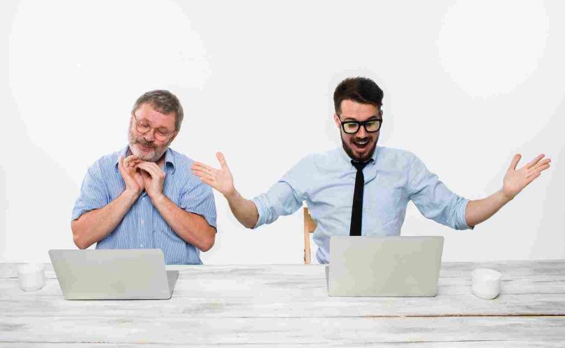 كيف تنشئ علاقات عمل قوية؟