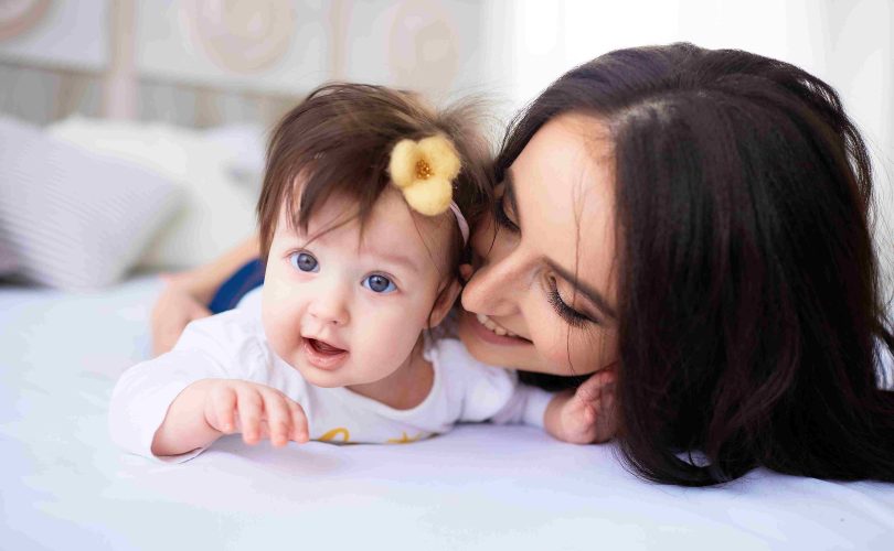 المقارنة بين الأمهات