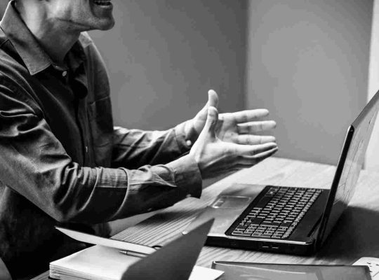 الاحتراق النفسي الرقمي: كيف تتعامل معه؟