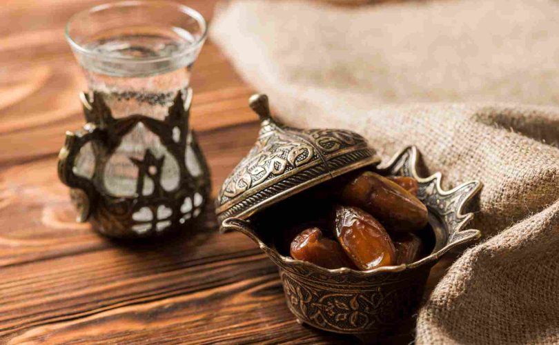 الصيام والاكتئاب: هل يمكن أن يحسّن الصيام من الاكتئاب؟