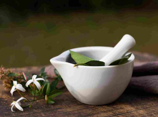 الطب البديل والصحة النفسية: هل يستخدم لعلاج الاضطرابات النفسية؟