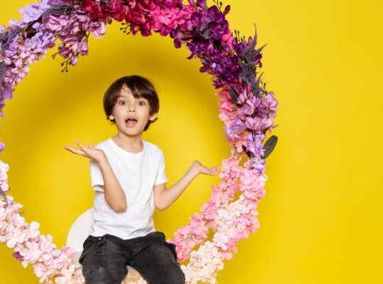 5 طرق لتربية أطفال أذكياء عاطفيًا
