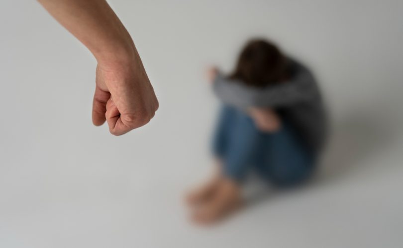 صدمة التحرش عند الأطفال: كيف تساعد طفلك على التعافي؟
